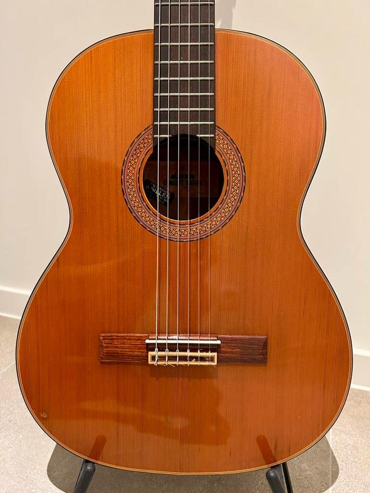 Aria AC-20 klassieke concert gitaar, Muziek en Instrumenten, Snaarinstrumenten | Gitaren | Akoestisch, Zo goed als nieuw, Ophalen