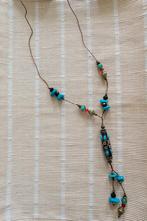 Très Joli Collier Long NEUF !, Enlèvement, Neuf