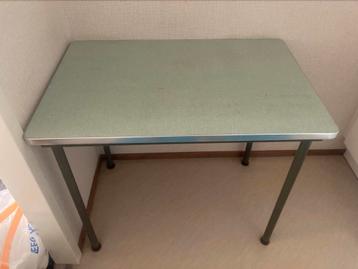 LAATSTE KANS: Vintage Formica tafel, retro jaren ’50/’60. beschikbaar voor biedingen