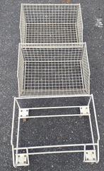 2 Vintage stapelbakken op wieltjes, Enlèvement, Utilisé