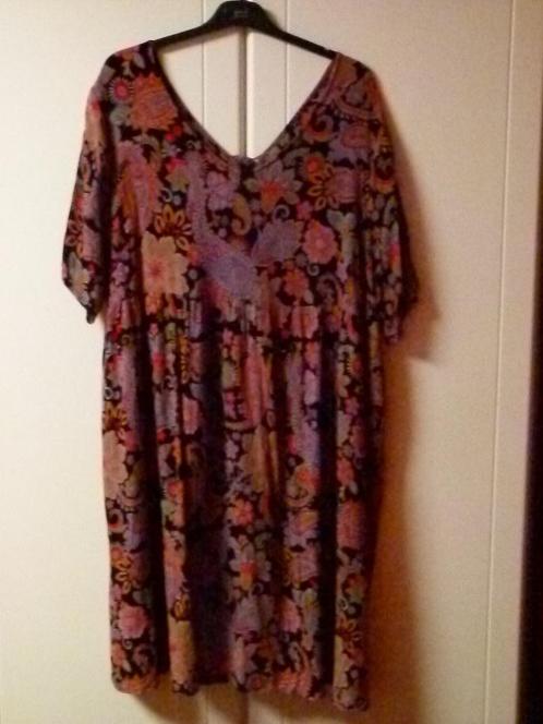 Toffe jurk Agathe & Louise, Kleding | Dames, Jurken, Zo goed als nieuw, Maat 46/48 (XL) of groter, Overige kleuren, Onder de knie