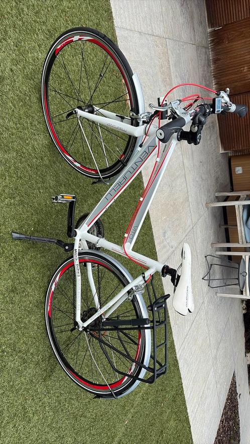 Damesfiets Venturelli sport maat 48 , 27 versnellingen, Fietsen en Brommers, Fietsen | Dames | Damesfietsen, Zo goed als nieuw
