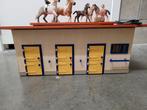 Houten manege en Schleich paarden, Kinderen en Baby's, Speelgoed | Poppenhuizen, Ophalen, Gebruikt