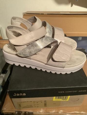 Sandalen maat 40 beschikbaar voor biedingen