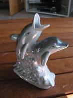 Très belle statue en porcelaine de 2 dauphins, Comme neuf, Animal, Enlèvement ou Envoi