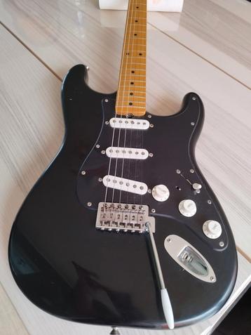 Partcaster Black Strat (son Gilmour Pink Floyd), Enlèvement, Utilisé, Solid body, Autres marques