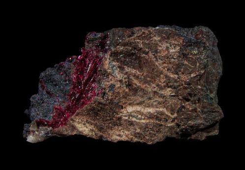 ERYTHRIEN kristalgroep uit Bou Azzer, Marokko., Verzamelen, Mineralen en Fossielen, Mineraal, Ophalen of Verzenden