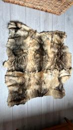 2 carpettes en peaux de lapin véritable 100/100 cm, Enlèvement ou Envoi, Utilisé