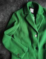 The outerwear Groene mantel klassevol maat 38(FR40), Vêtements | Femmes, Vestes | Hiver, Comme neuf, Vert, Taille 38/40 (M), Enlèvement ou Envoi