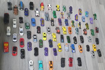 44 Auto's Hot Wheels  beschikbaar voor biedingen