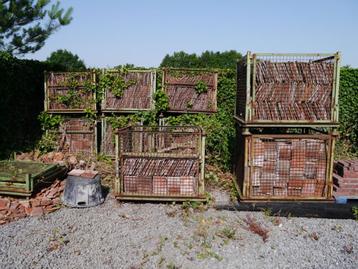 Oude Franse Bourgondische Tegelpannen beschikbaar voor biedingen
