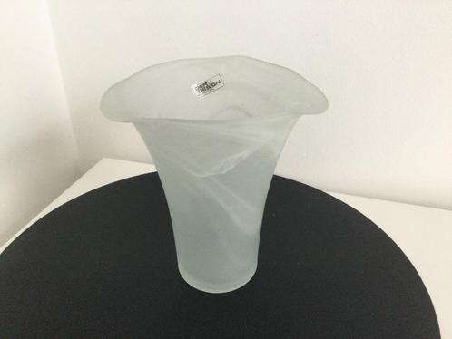 Vase Deru Design International en verre blanc, Antiquités & Art, Curiosités & Brocante, Enlèvement ou Envoi