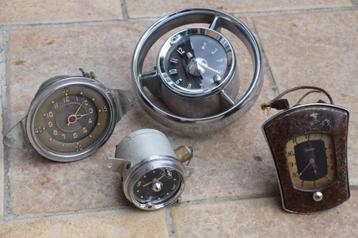 4 Oldtimer klok USA American automobile Vintage beschikbaar voor biedingen
