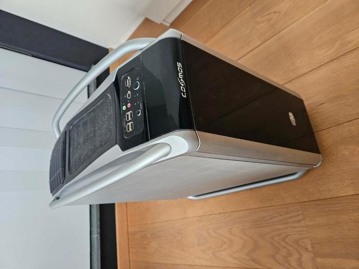Volledige pc ( bigtower), Computers en Software, Desktop Pc's, Zo goed als nieuw, SSD, Ophalen