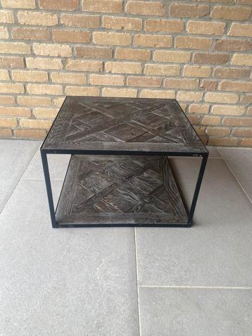 Vierkante salontafel/bijzettafel Flamant beschikbaar voor biedingen