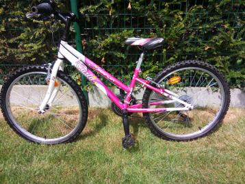 kinderfiets beschikbaar voor biedingen