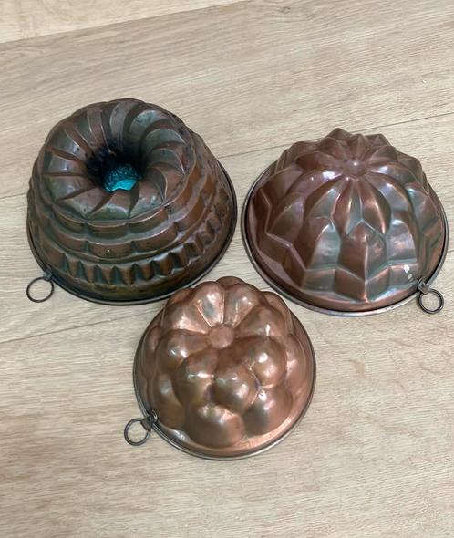 Puddingvormen in Koper - 18-25cm diameter, Antiek en Kunst, Antiek | Keukengerei, Ophalen of Verzenden