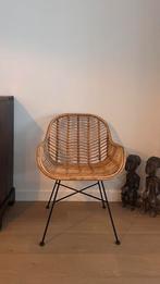 4 Rotan-bamboe stoelen met metalen poten, Ophalen, Zo goed als nieuw, Riet of Rotan