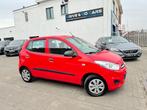 Hyundai i10 1.1i Comfort BlueDrive * 1 JAAR GARANTIE * !, Auto's, Hyundai, Voorwielaandrijving, Stof, Gebruikt, Zwart