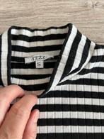 T’Shirt (YEZZ) maat smalt 2,50€, Ophalen, Zo goed als nieuw