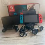 Nintendo switch, Ophalen of Verzenden, Zo goed als nieuw, Met 2 controllers