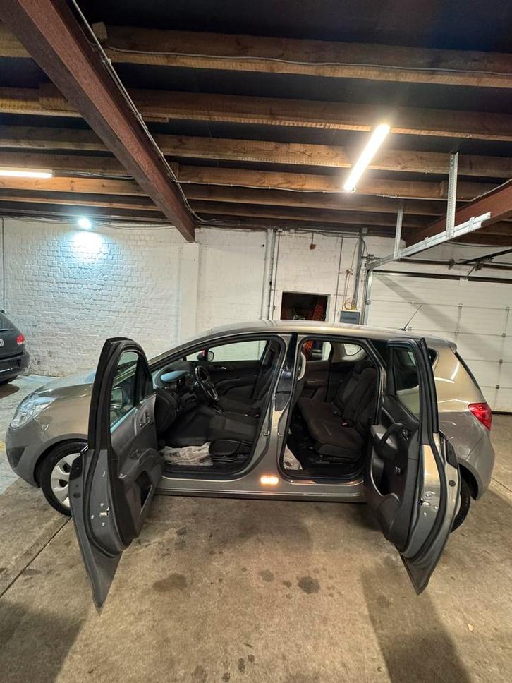 Opel Meriva 2013 – Benzine – Automaat 181.000 km, Autos, Opel, Entreprise, Meriva, Essence, Euro 6, SUV ou Tout-terrain, Enlèvement