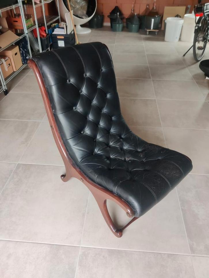 Chesterfield zeldzaam, Huis en Inrichting, Zetels | Zetels en Chaises Longues, Leer, Ophalen of Verzenden