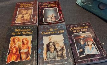 Virginia Andrews alle 5 Dollenganger-serie boeken beschikbaar voor biedingen