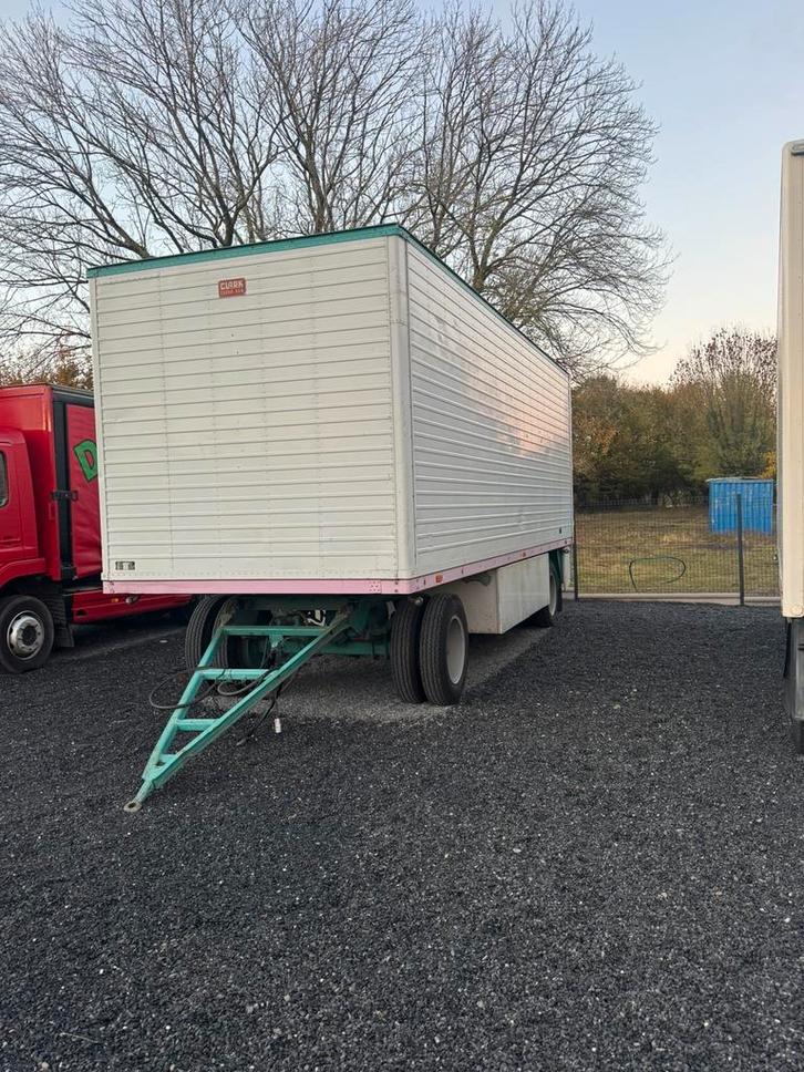 Remorque fourgon 7m30, Zakelijke goederen, Machines en Bouw | Keten en Containers, Ophalen of Verzenden