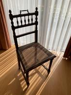 Antieke stoelen, Ophalen