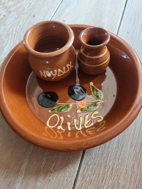 Schaaltje voor olijven

(In nieuwstaat), Huis en Inrichting, Keuken | Servies, Ophalen of Verzenden
