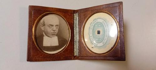 Reliekschrijn Broeder Mutien-Marie, Antiek en Kunst, Antiek | Religieuze voorwerpen, Ophalen of Verzenden
