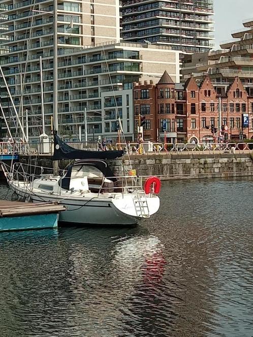 Zeilboot 9m30 /oostende, Watersport en Boten, Kajuitzeilboten en Zeiljachten, Gebruikt, Tourjacht of Cruiser, Polyester, 9 tot 12 meter
