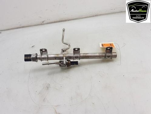 INJECTIEGALERIJ BMW 3 serie (E90) (|13537562474|7562474|), Auto-onderdelen, Brandstofsystemen, BMW, Gebruikt