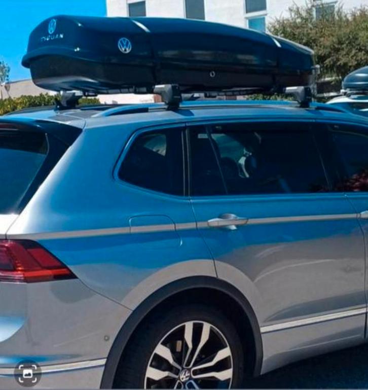 Dakkoffer Volkswagen Tiguan Glossy Black!!!, Auto diversen, Dakkoffers, Ophalen