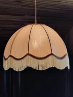Vintage luster / lampenkap met franjes en fitting, Crème, Gebruikt, Rond, Ophalen of Verzenden