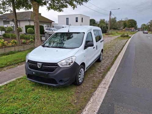 Dacia Dokker Break 5 litres 2020 essence 1300cc 6j, Autos, Dacia, Entreprise, Dokker, Radio, Essence, Break, Enlèvement