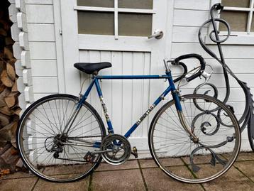 Oude racefiets om te herstellen