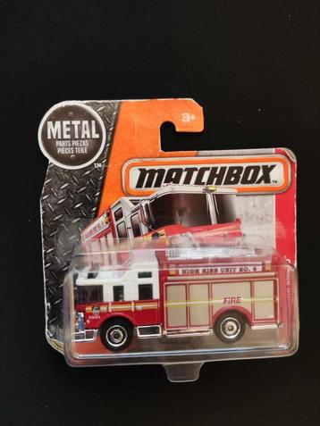 Matchbox MBX Heroic (2015) Hazard Squad Red Toy Fire Truck 8
