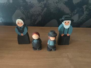 4 Houten amish figuurtjes uit America  beschikbaar voor biedingen