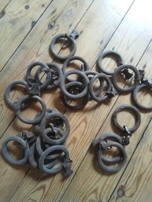 Klassieke gordijnringen (+ 20 stuks)  met laagje stof, Huis en Inrichting, Overige Huis en Inrichting, Gebruikt, Ophalen
