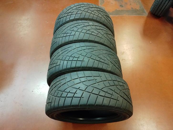 Toyo R1R Slick-banden, Auto-onderdelen, Banden en Velgen, Band(en), Zomerbanden, 15 inch, 195 mm, Overig, Gebruikt, Ophalen