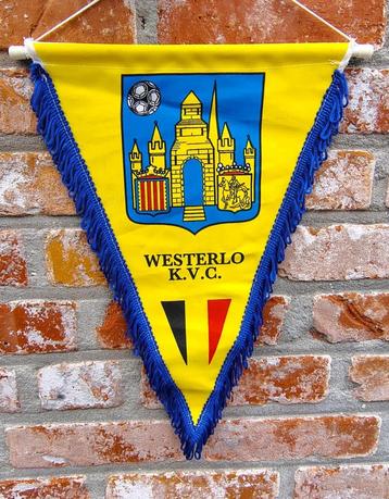 Westerlo KVC 1980s prachtige unieke vintage voetbal vaandel beschikbaar voor biedingen