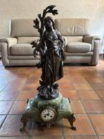 pendule de cheminée intitulée "Mignon" par Emile Bruchon, Antiquités & Art, Enlèvement