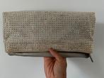 Clutch Party Tas van BCBG, Ophalen of Verzenden, Zo goed als nieuw, Grijs
