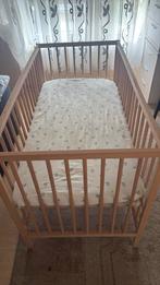 Babybed 60x120 MET MATRAS, Kinderen en Baby's, Kinderkamer | Bedden, Ophalen, Gebruikt, Minder dan 140 cm, Matras