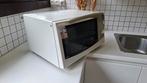 Microgolf oven combi met grill., Elektronische apparatuur, Microgolfovens, Ophalen, Gebruikt, Minder dan 45 cm, Oven