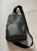 Louis Vuitton slimbag Men in perfecte staat zoals nieuw, Handtassen en Accessoires, Tassen | Schoudertassen, Ophalen