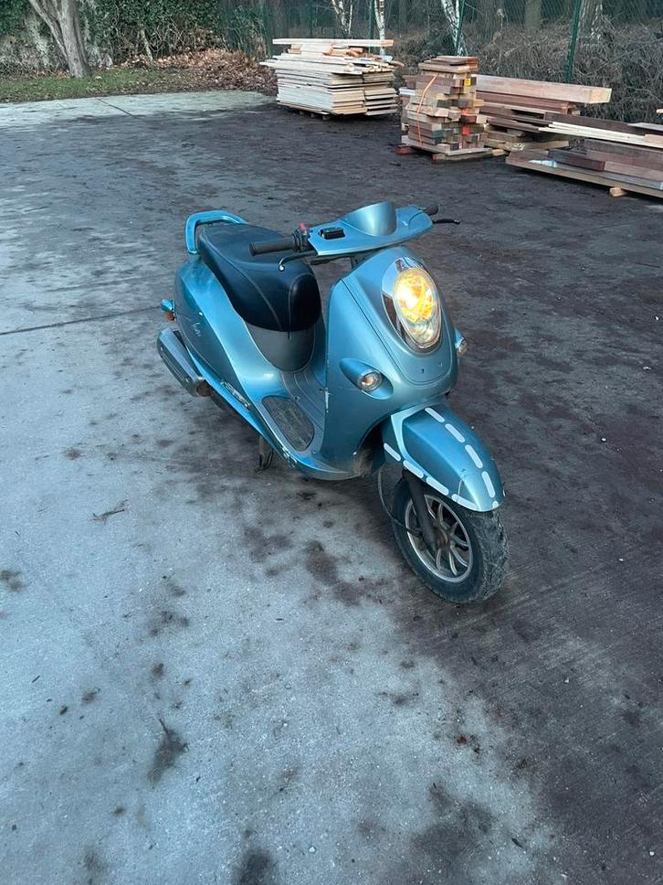 turbho rm50 a-klasse, Fietsen en Brommers, Scooters | Overige merken, Gebruikt, Klasse A (25 km/u), Benzine, Ophalen