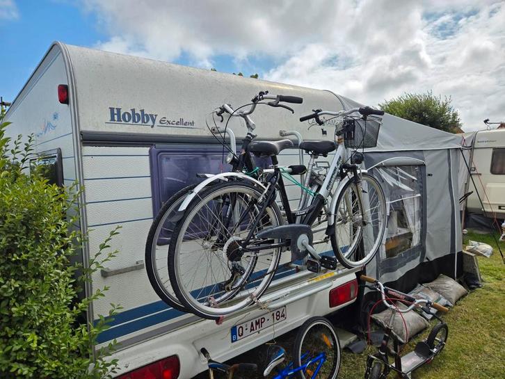 Caravan hobby 495 w, Caravans en Kamperen, Caravans, Particulier, Omvormbare zithoek, Douche, Koelkast, Mover, Ringverwarming